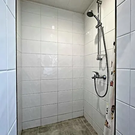 Apartment Charming 6 M From The Main Street Burgas
